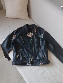Giacca Donna in pelle con inserti fioriti ricamati