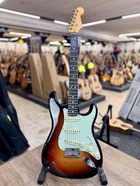 FENDER AMERICAN ULTRA STRATOCASTER ULTRABURST + CU