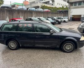 Volkswagen Passat 1.9 TDI/130 CV cat Var. C.line C