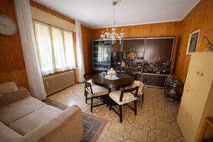 Villa di 182 m² con più di 5 locali a Fratta Poles