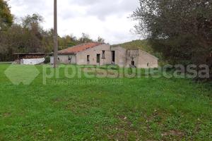 Rustico/Casale/Corte San Pietro Avellana [3824VRG]