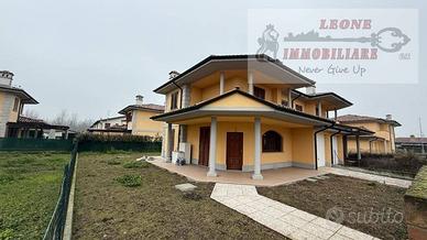Villa di 170 m² con 4 locali a Roncaro