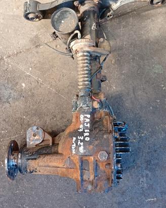 DIFFERENZIALE ANT. AUTOMATICO MITSUBISHI PAJERO 4M