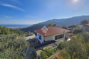 VILLA SINGOLA A TAGGIA