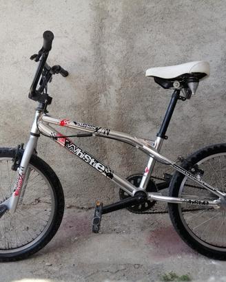 Bici BMX Whistle Mojave