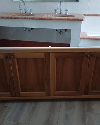 TOP BAGNO IN MARMO ROSSO VERONA CON SOTTOMOBILE