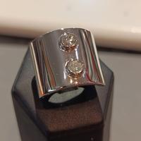 Stupendo anello in oro bianco e diamanti