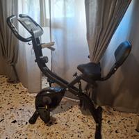 SONGMICS Cyclette pieghevole per esercizi a casa 