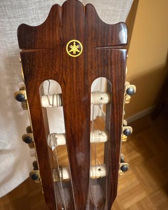 Chitarra YAMAHA G-235
