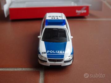 Opel Omega B Caravan 1:87 Polizei by Herpa!