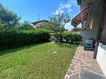 VILLA A SCHIERA A RONCADELLE