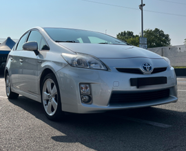 Toyota Prius Hybrid 1.8 anche neopatentati