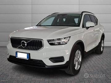 Volvo XC40 1.5 T3 Momentum Core 163cv auto my21