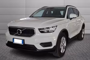 Volvo XC40 1.5 T3 Momentum Core 163cv auto my21