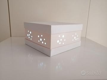 🎁 Scatola con luce LED – Nuova!