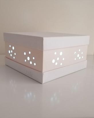 🎁 Scatola con luce LED – Nuova!
