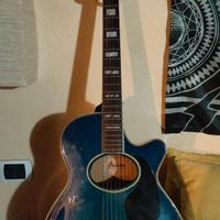 Chitarra Acustica Amplifiata