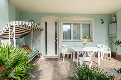 23-30 maggio: 6 p. letto con giardino e posto auto