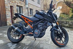 KTM Duke 125