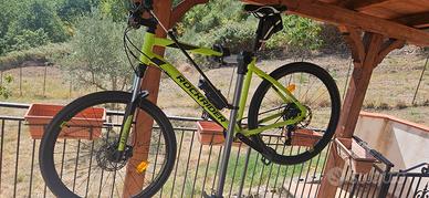 Mountain bike Rockrider 530