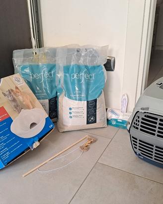 kit gatto: fontanella,lettiera, tiragraffi e altro