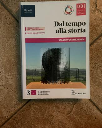 Dal trmpo alla storia: il novecento e il duemila