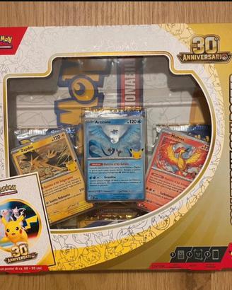 Poster +Bustine 30º anniversario pokemon