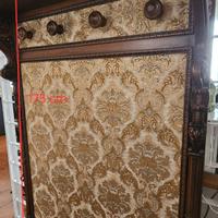 appendiabiliti+mobiletto con specchio: 300 euro