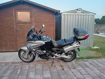 Honda Varadero - 2004