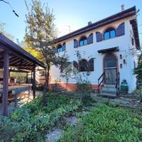 CASA INDIPENDENTE A DERNICE