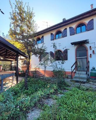 CASA INDIPENDENTE A DERNICE