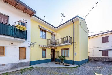 CASA SEMINDIPENDENTE A UBOLDO