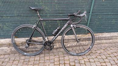 Bici da corsa Cannondale Caad 12