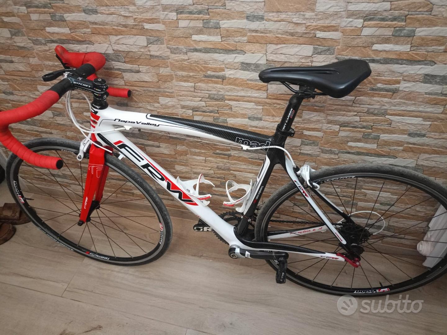 bici corsa FRW Napa Valley Biciclette In vendita a Lecce