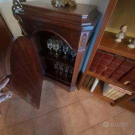 console con anta in noce