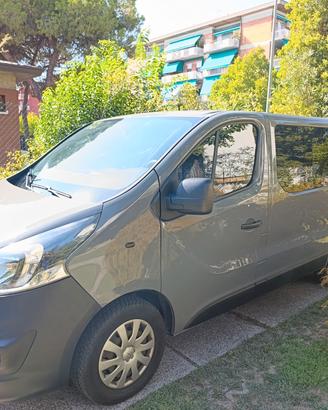 Opel Vivaro 9 posti #GM