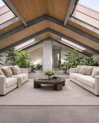 Appartamento di 186 m² con più di 5 locali a Como