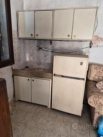 frigo  e lavabi vintage