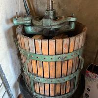 Torchio per uva, a leva con gabbia da 70 cm