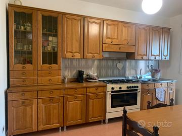 Cucina in Rovere massello