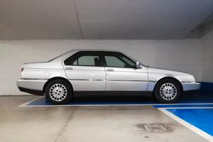 Alfa Romeo 164
