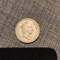 Moneta pound inglese