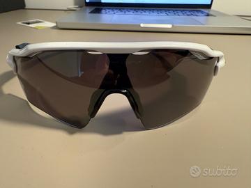 OAKLEY RADAR EV OCHIALLI POLARIZZATI