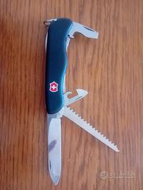Victorinox trailmaster