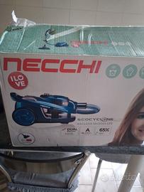Aspirapolvere Necchi senza sacco, modello Eco Cycl