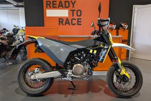 Husqvarna 701 Supermoto