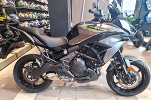 KAWASAKI VERSYS 650 MOTO AZIENDALE - KM 680