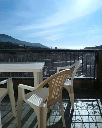 Viale LAURI - RAPALLO - BILOCALE