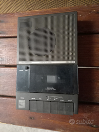 Registratore a cassette portatile