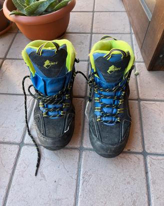 Scarponcino trekking bambino